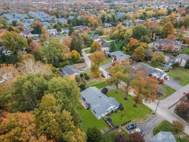 $959,000 | 8 Mary Ellen Drive, Edison, NJ 08820