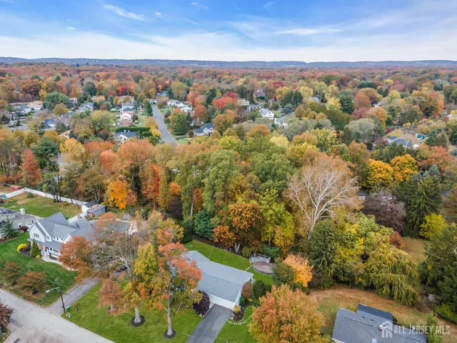 $959,000 | 8 Mary Ellen Drive, Edison, NJ 08820