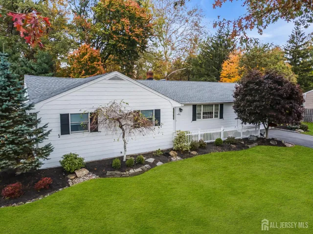 $959,000 | 8 Mary Ellen Drive, Edison, NJ 08820