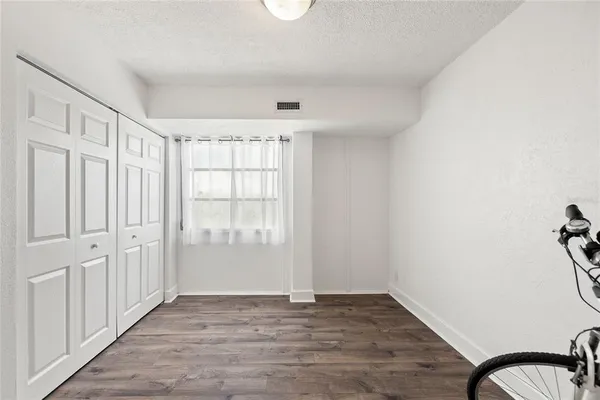 $1,795 | 3315 58th Avenue South, Unit 513, St. Petersburg, FL 33712