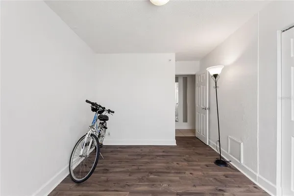 $1,795 | 3315 58th Avenue South, Unit 513, St. Petersburg, FL 33712