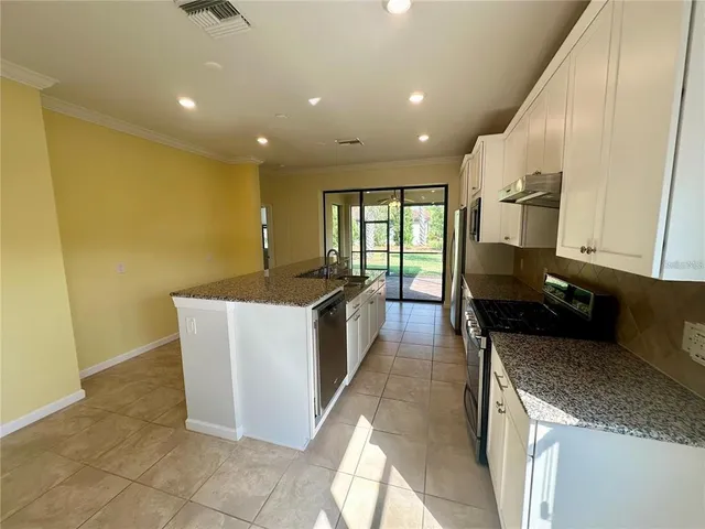 $3,500 | 17043 Hampton Falls Terrace, Bradenton, FL 34202