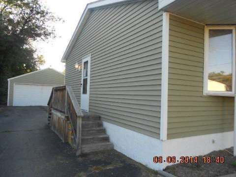 12319 North Clio Road Clio, MI 48420 - Photo 3 of 16 20420468-2.JPG