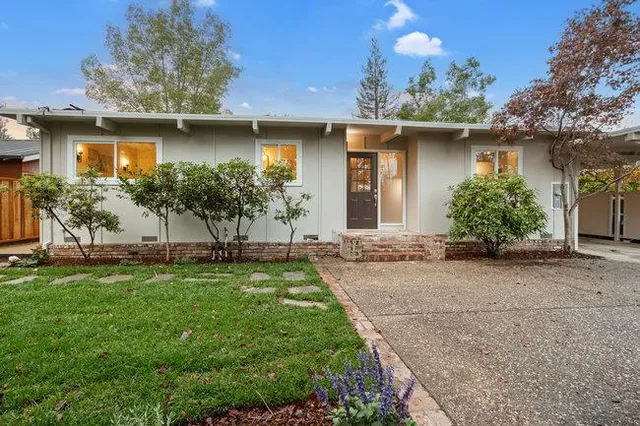 $2,789,000 | 3902 Laguna Avenue, Palo Alto, CA 94306