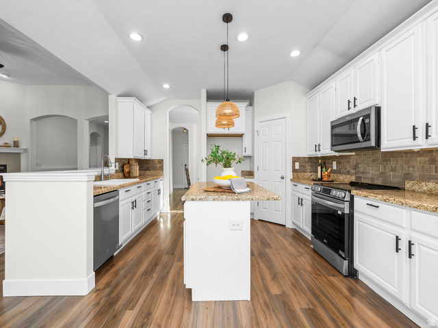 6242 Apollo Way Highland, UT 84003 - Photo 13 of 47