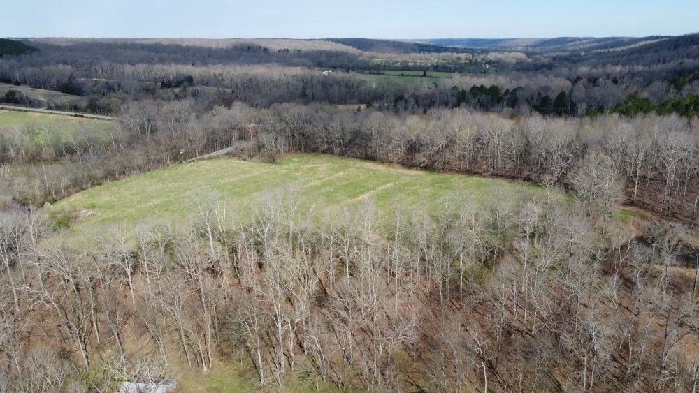 295 State Highway 48 Centerville, TN 37033 - Photo 39 of 80