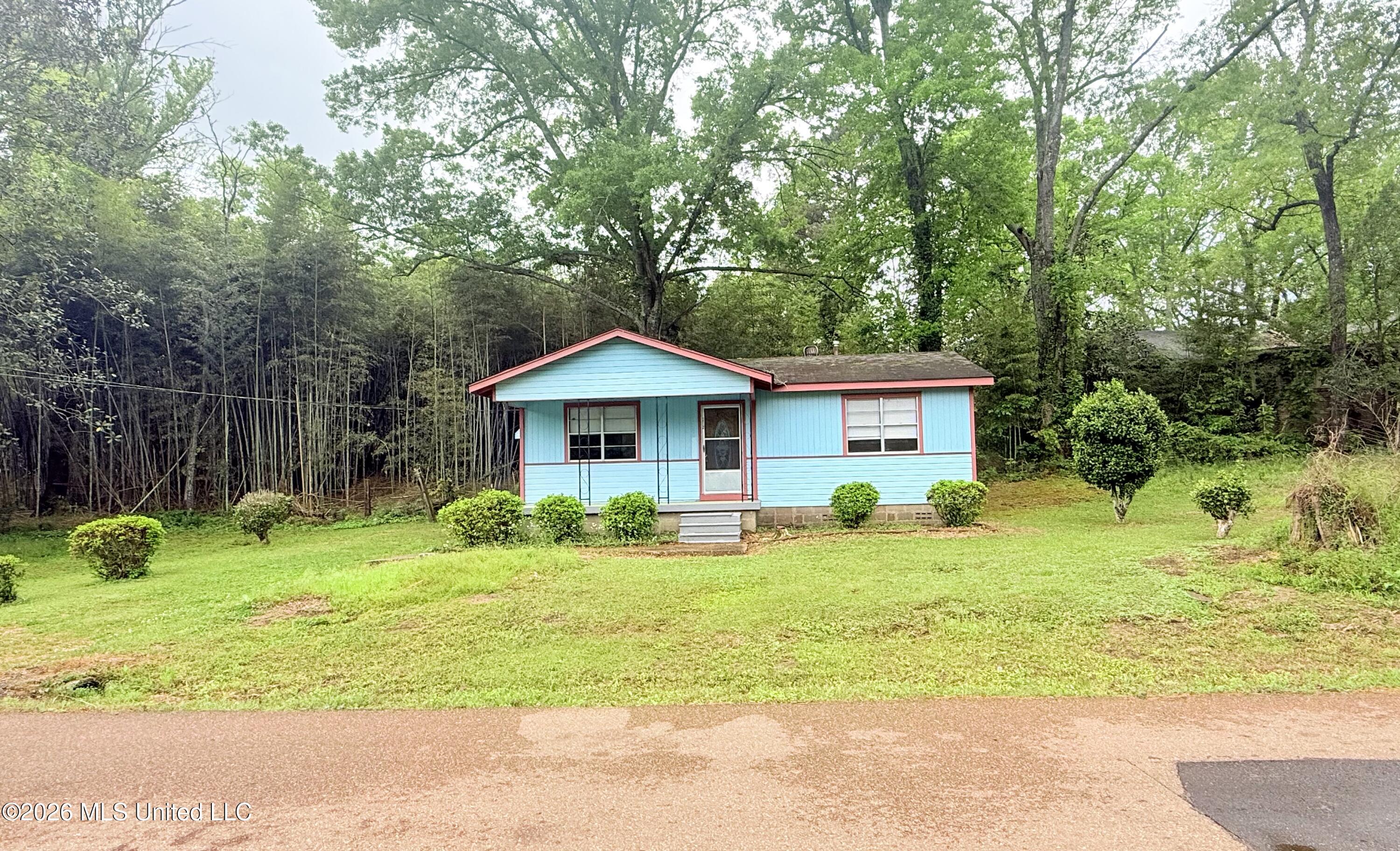 1002 Ave F McComb, MS 39648 - Photo 13 of 20 IMG_5344