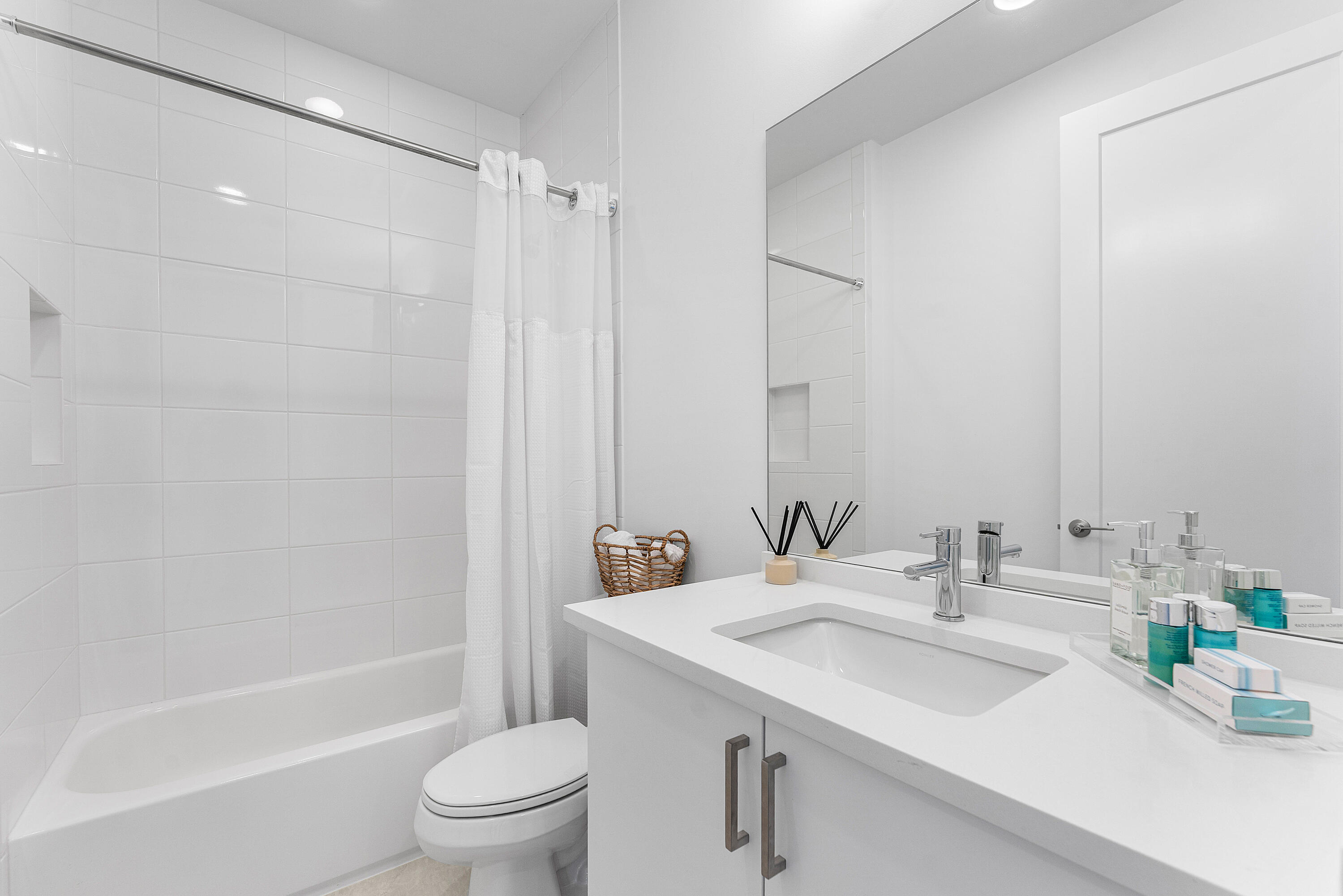 8308 Royal County Down Road Boca Raton, FL 33434 - Photo 34 of 63 034-8308RoyalCountyDownRoad-BocaRaton-FL