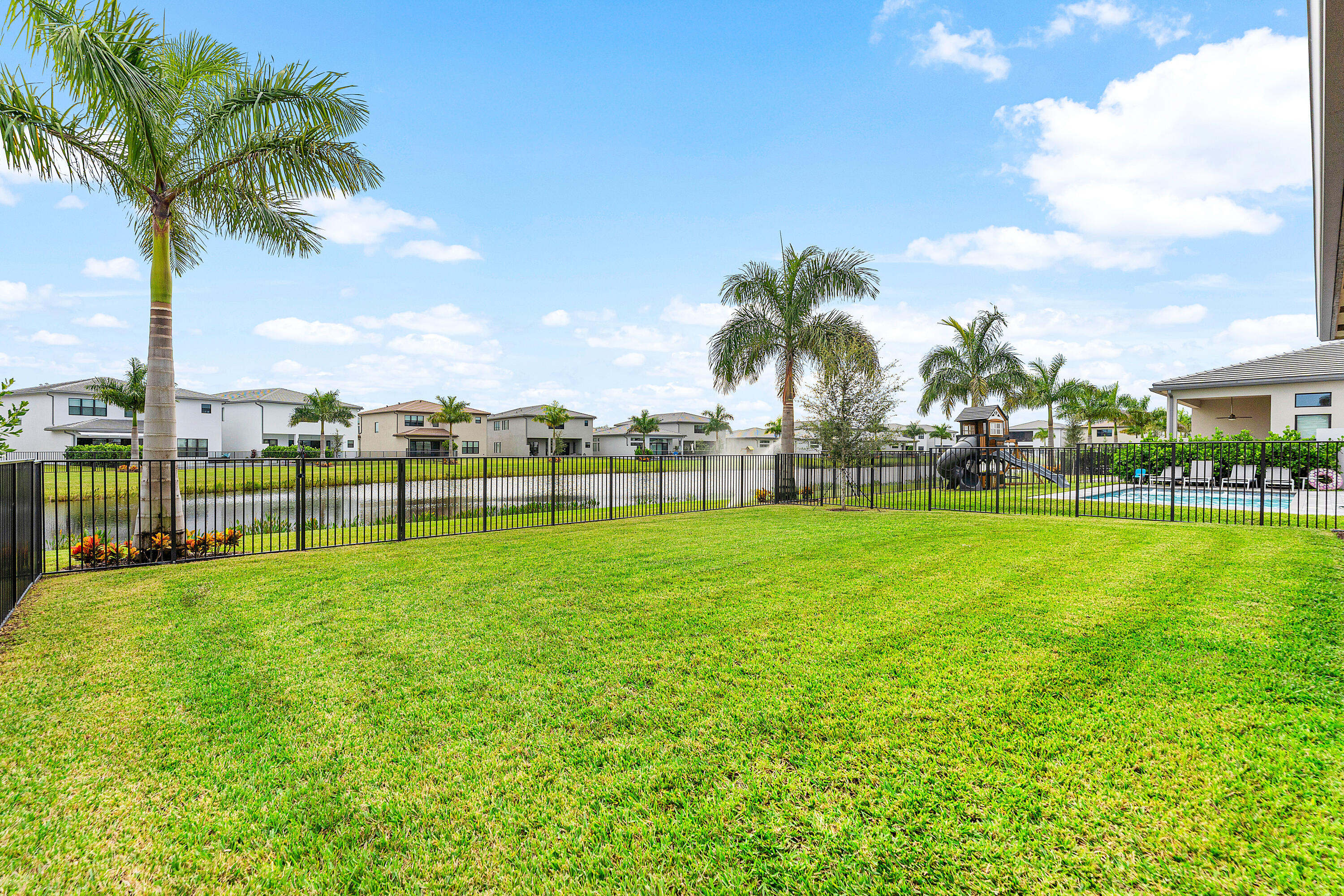 8308 Royal County Down Road Boca Raton, FL 33434 - Photo 41 of 63 043-8308RoyalCountyDownRoad-BocaRaton-FL