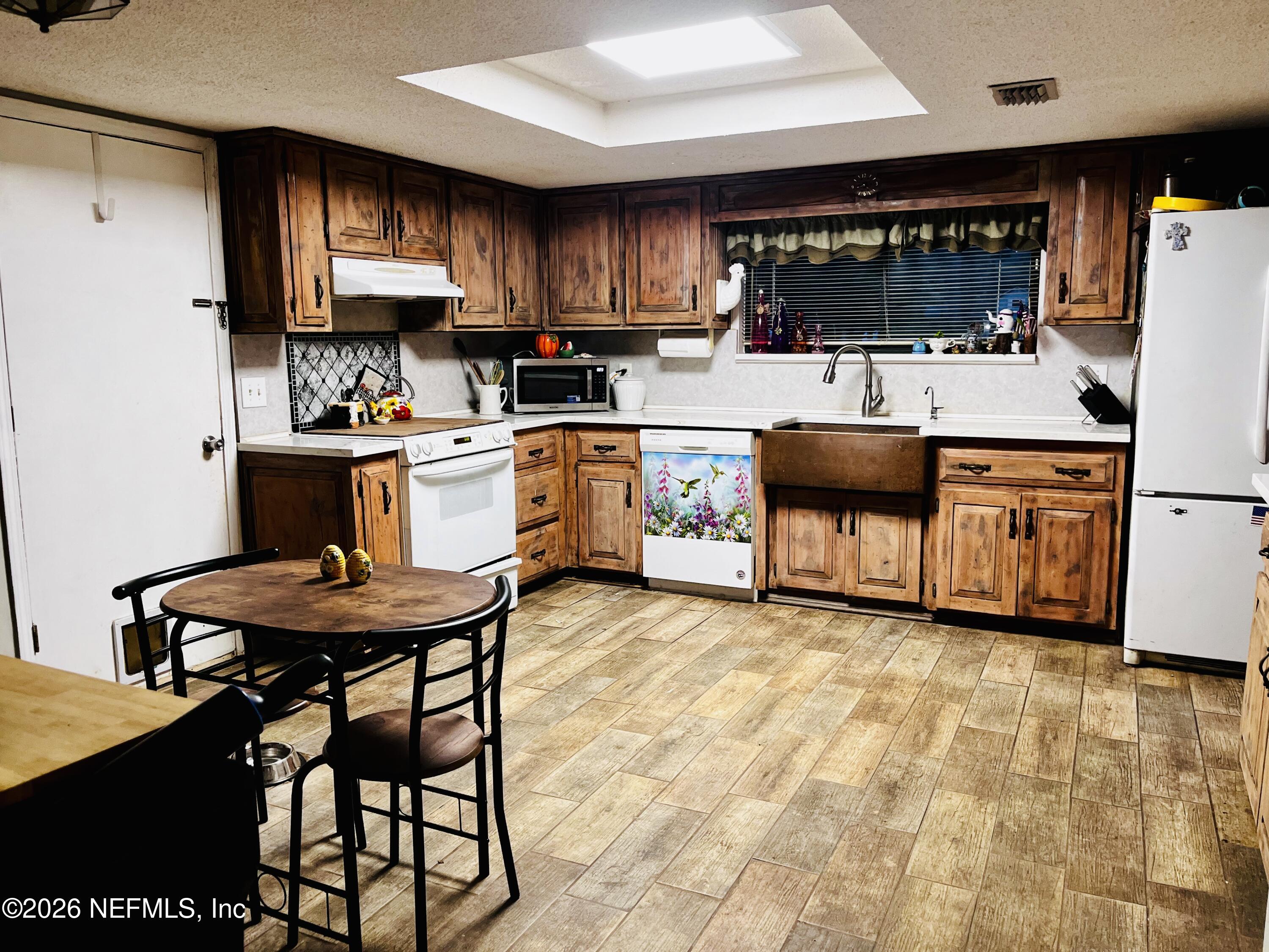 1131 Cactus Cut Road Middleburg, FL 32068 - Photo 6 of 25 Kitchen 1