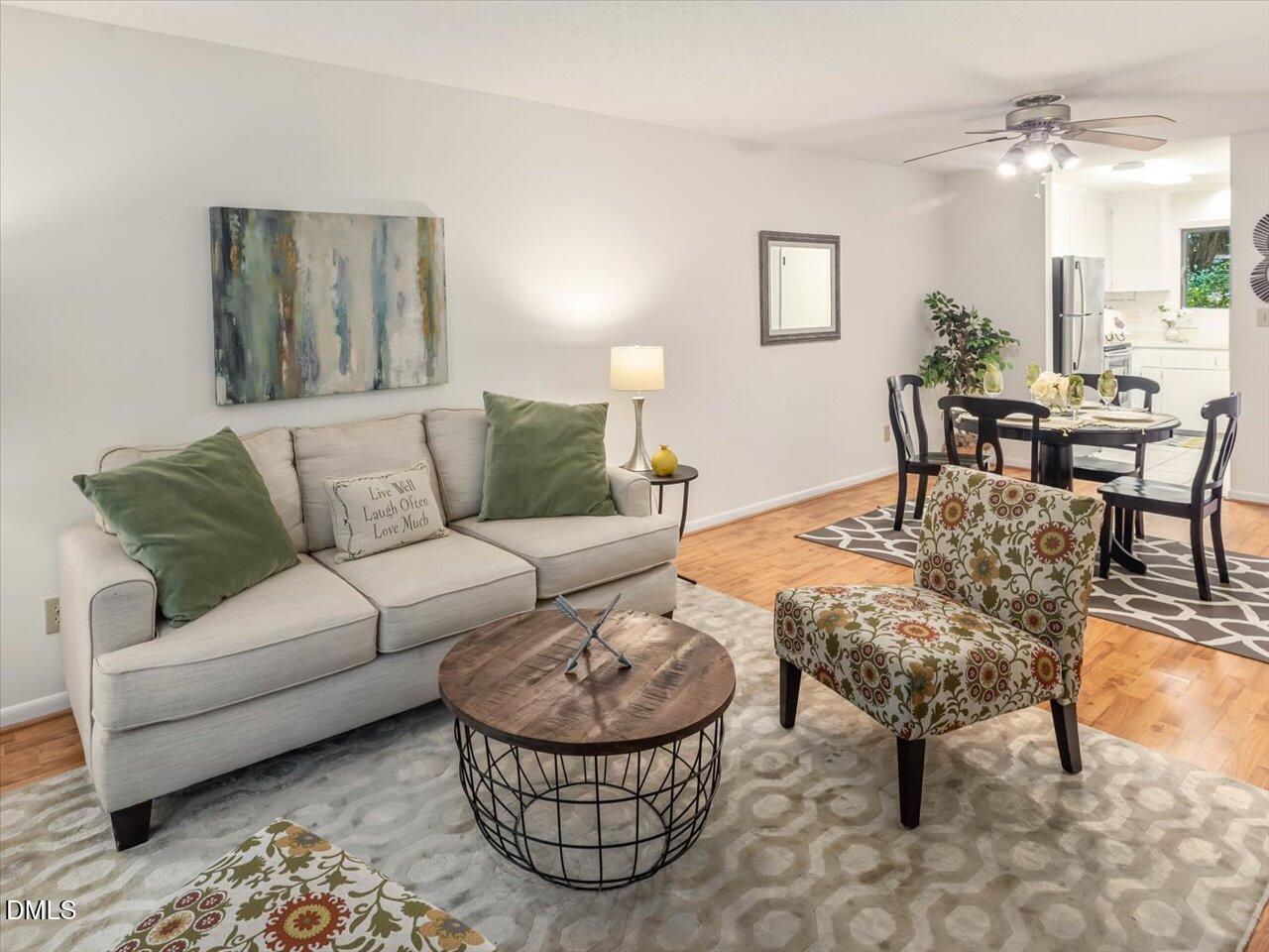 16 Pinnacle Road Durham, NC 27705 - Photo 12 of 31 23-Living Room