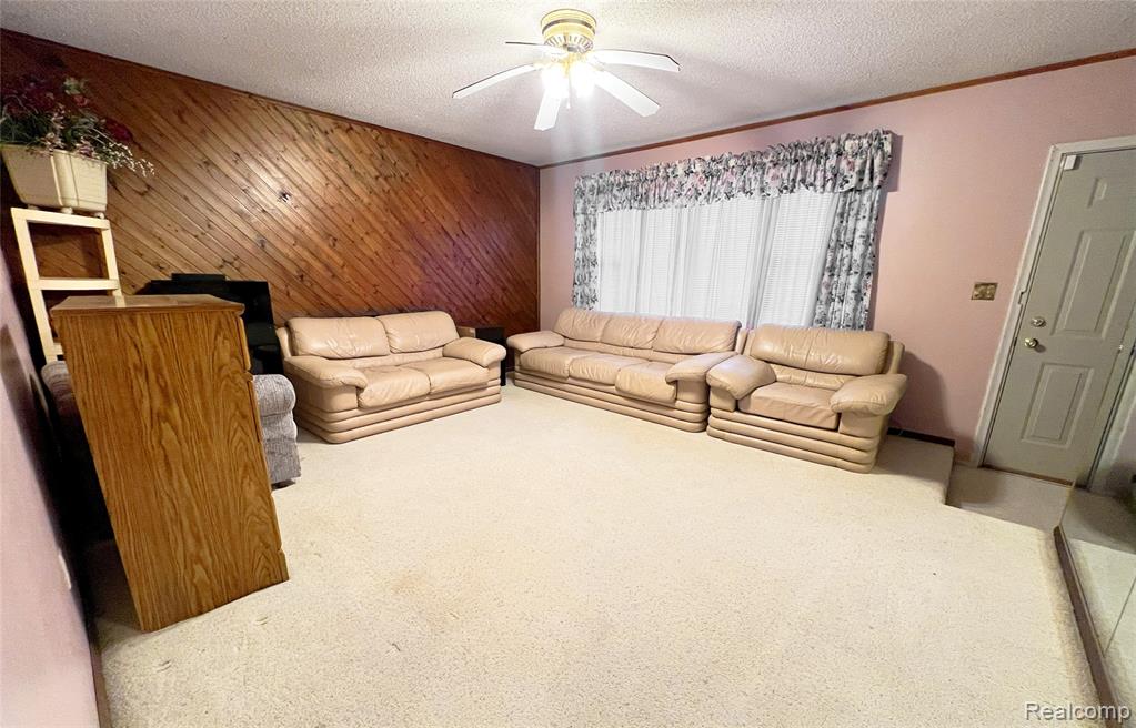 5163 North Linden Road Flint, MI 48504 - Photo 2 of 21 Gallery Image 2