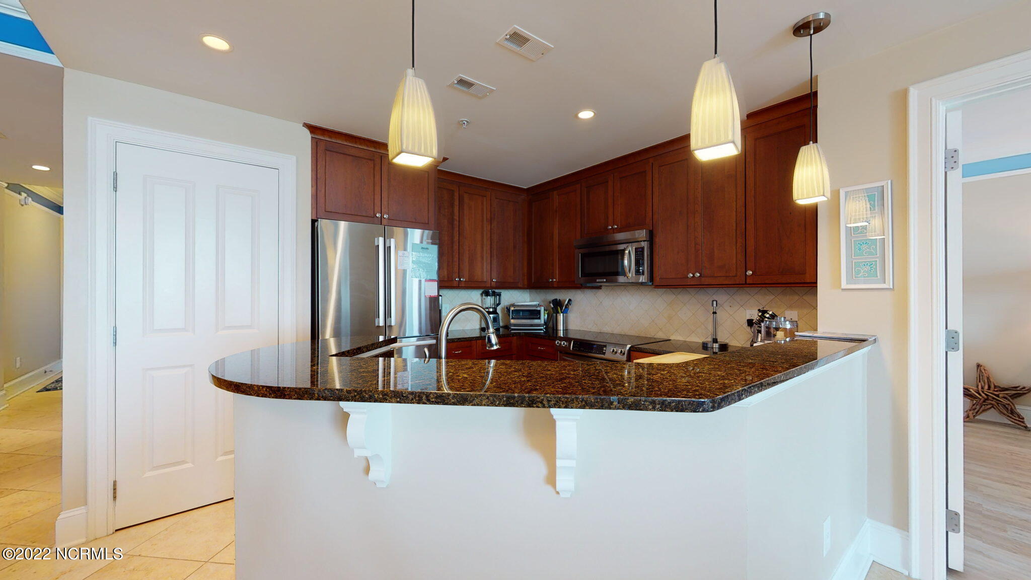 1435 Salter Path Road, Unit L3 Indian Beach, NC 28512 - Photo 9 of 40 Kitchen