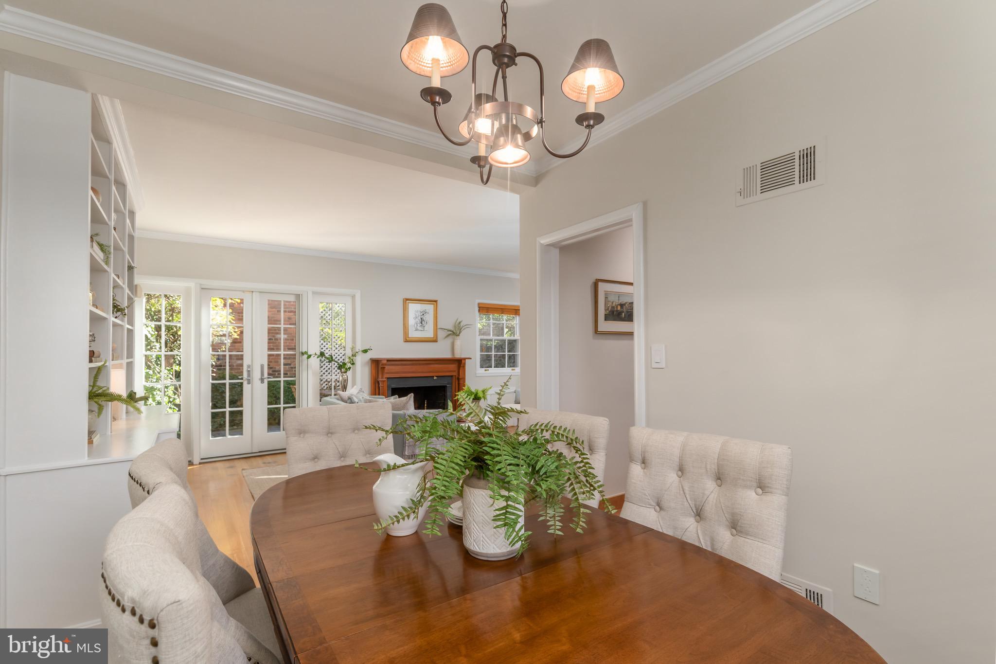 3202 Reservoir Road Northwest Washington, DC 20007 - Photo 15 of 27 Dining Area