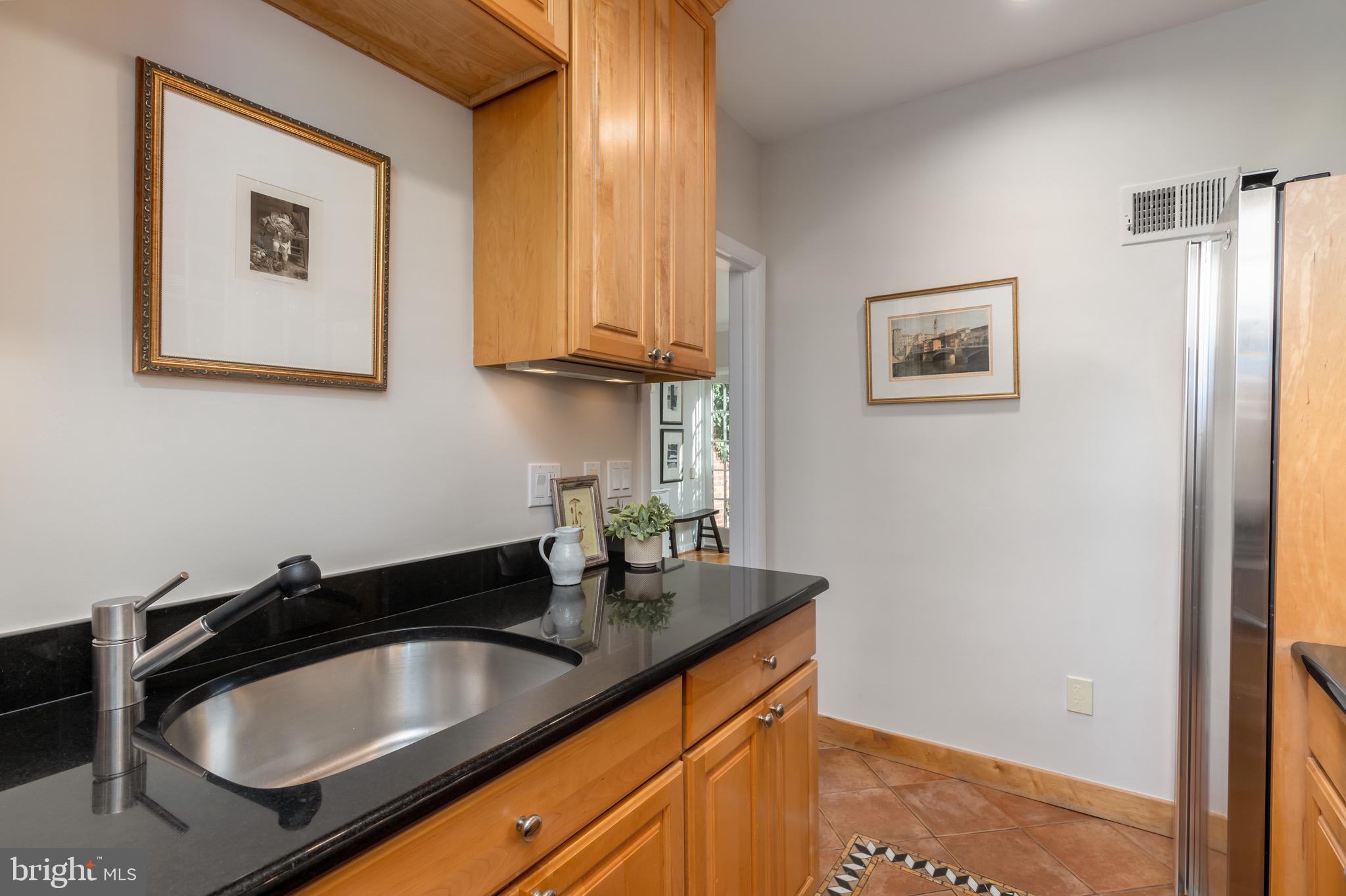 3202 Reservoir Road Northwest Washington, DC 20007 - Photo 17 of 27 Gourmet Kitchen