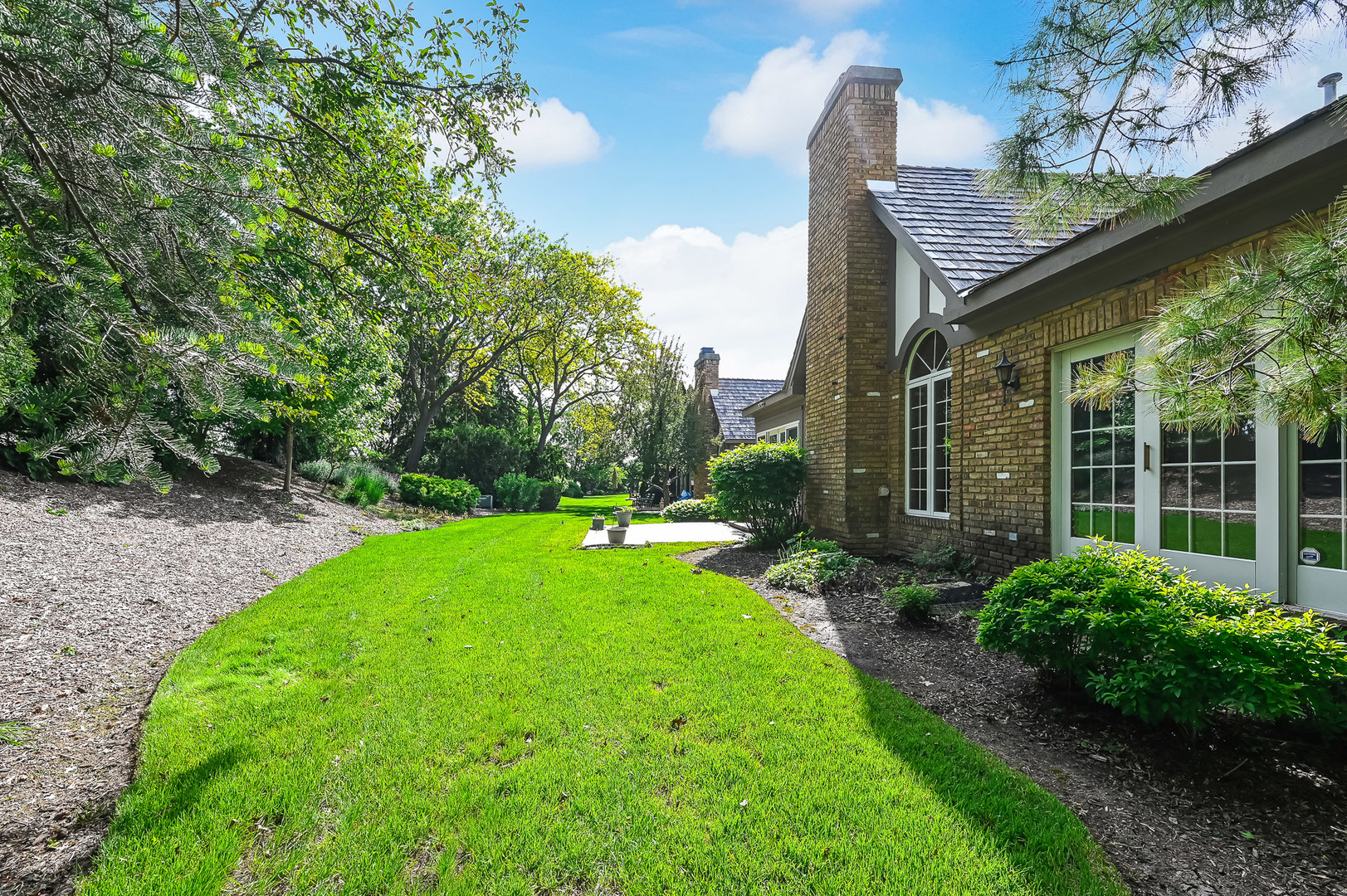 68 Berkshire Court Burr Ridge, IL 60527 - Photo 31 of 32