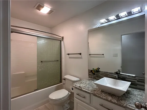 $2,700 | 913 Delrey Drive, College Station, TX 77845