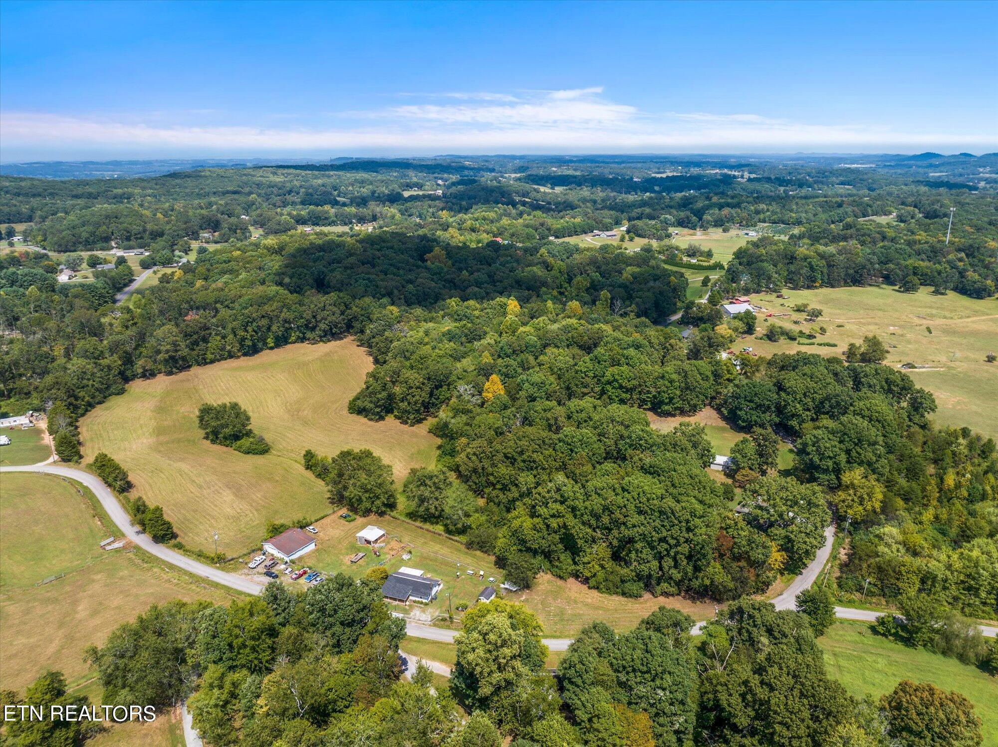 179 Guffey Road Sweetwater, TN 37874 - Photo 27 of 31 26-179-Guffey-Rd-Sweetwater-TN-26