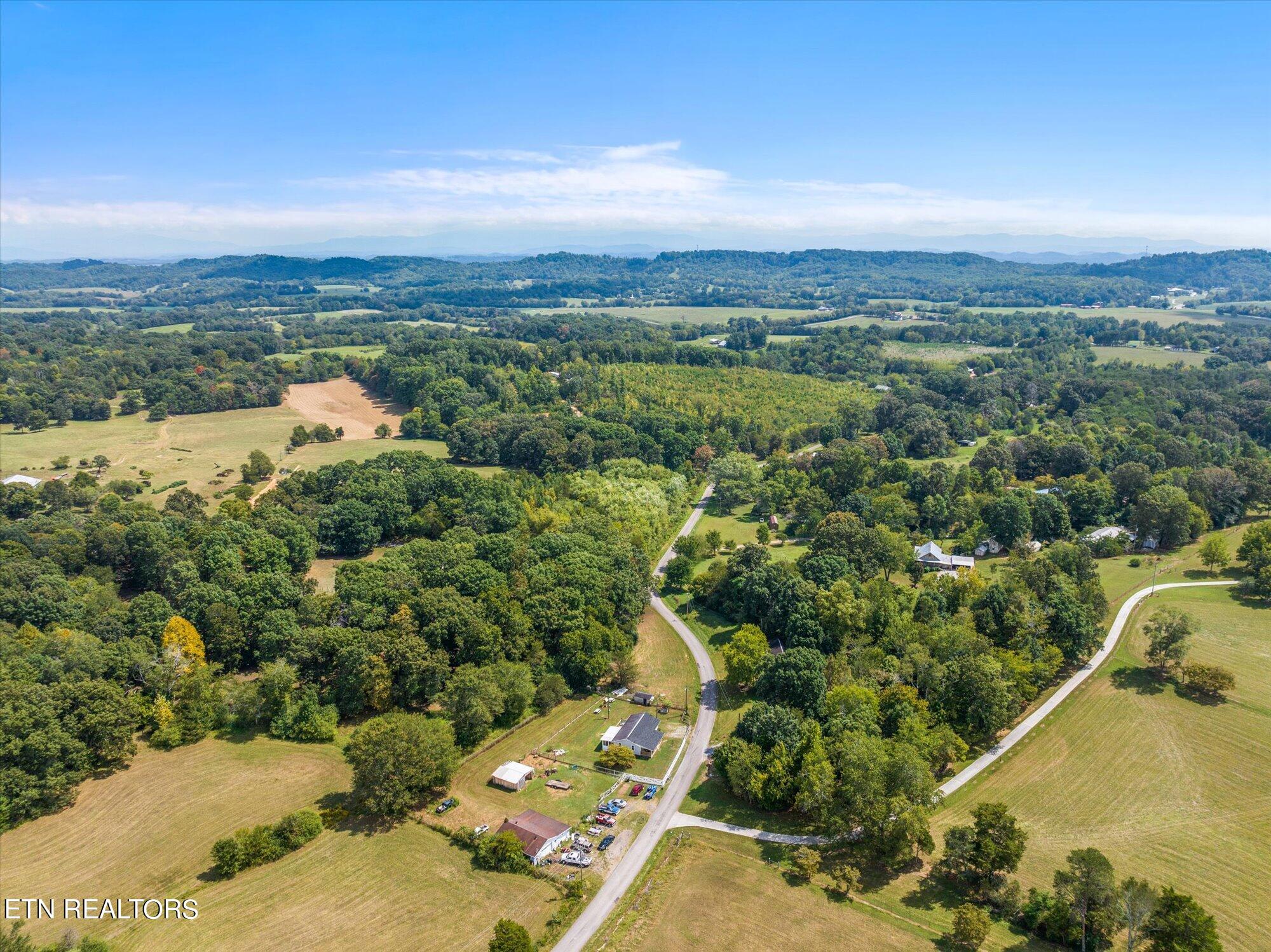 179 Guffey Road Sweetwater, TN 37874 - Photo 29 of 31 28-179-Guffey-Rd-Sweetwater-TN-28