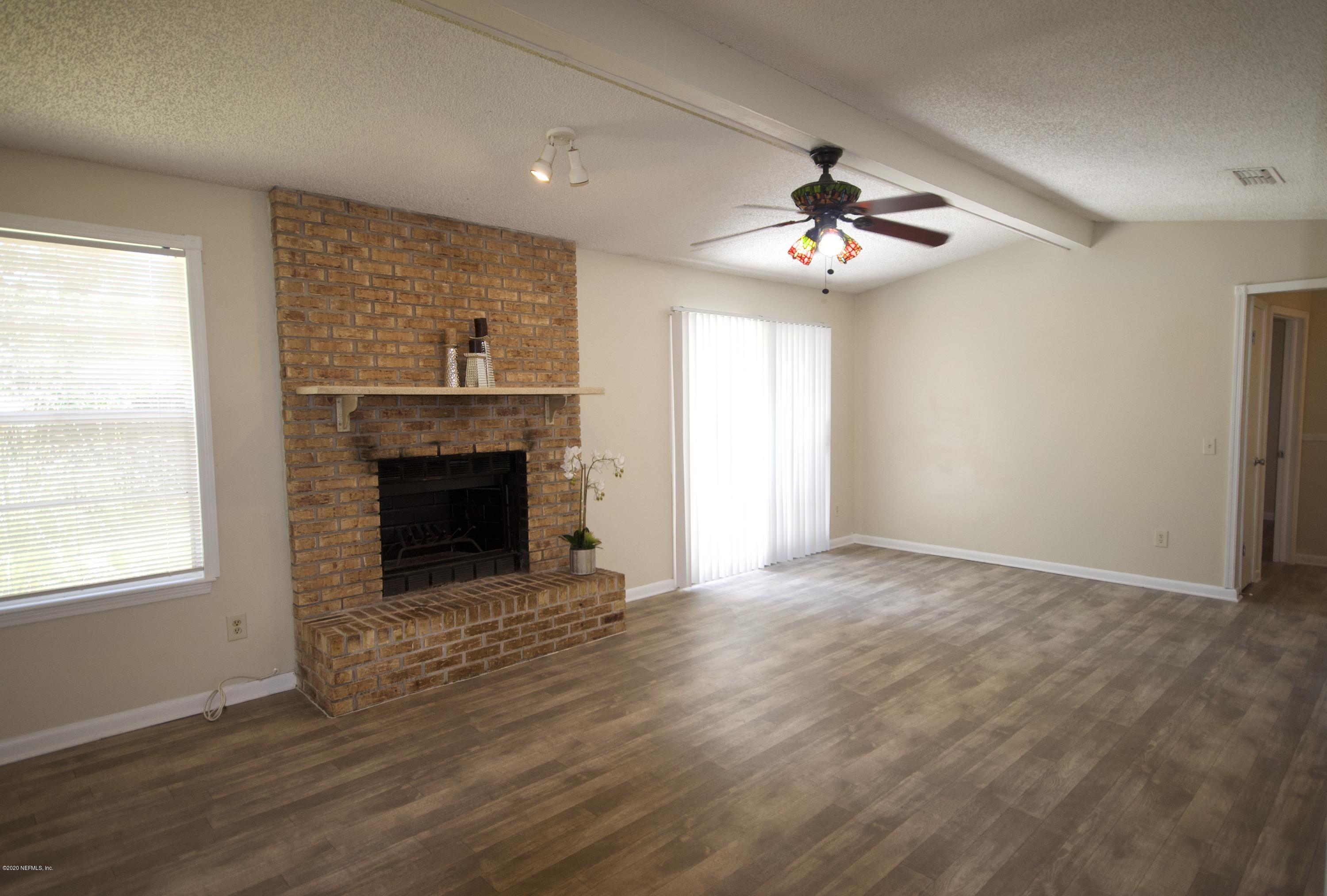 5272 Clarendon Road Jacksonville, FL 32205 - Photo 5 of 16 Great View w/Back Yard Access