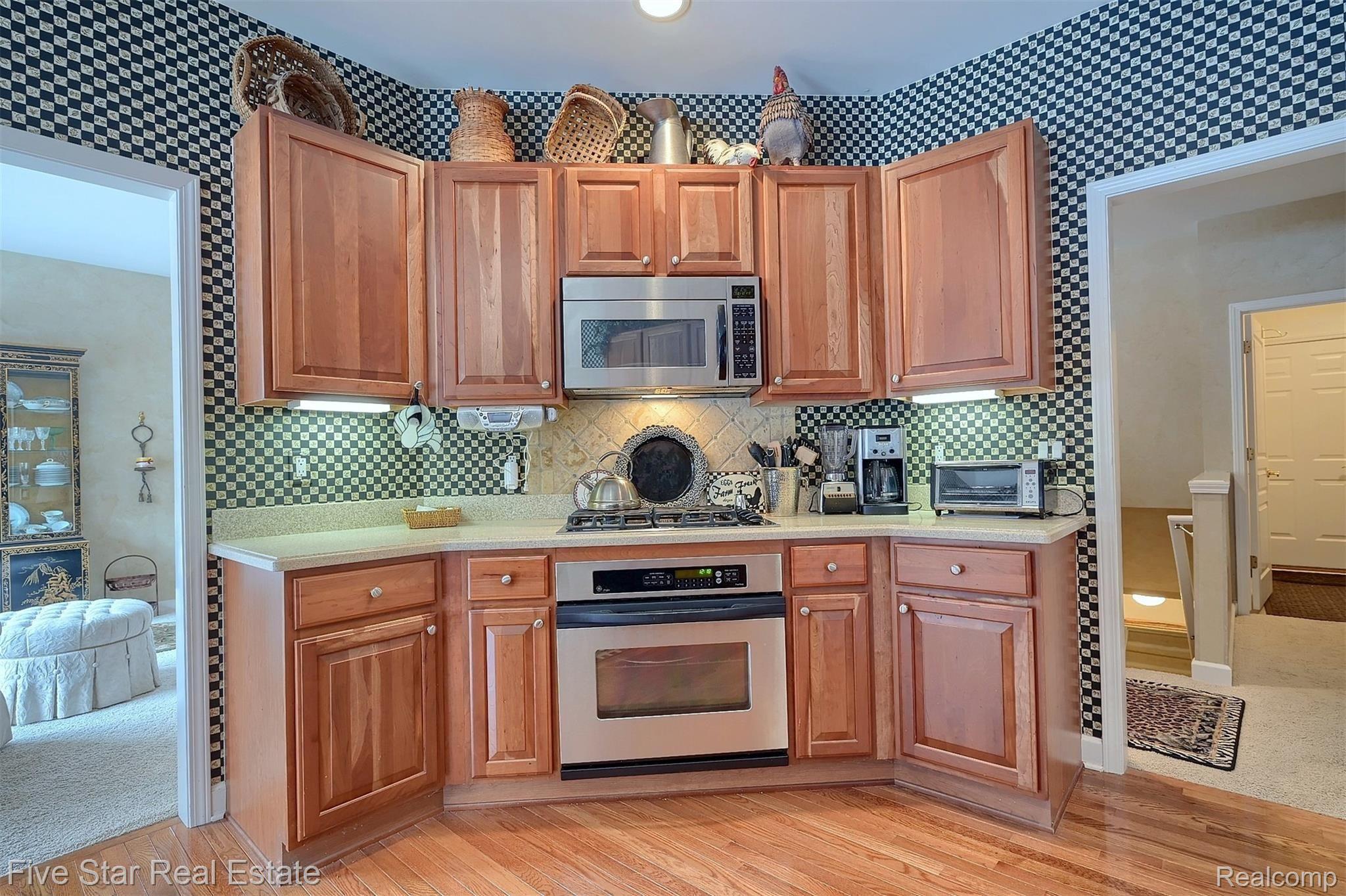 3681 Tremonte Circle Rochester, MI 48306 - Photo 14 of 43 14-Kitchen-3rd-View.jpg