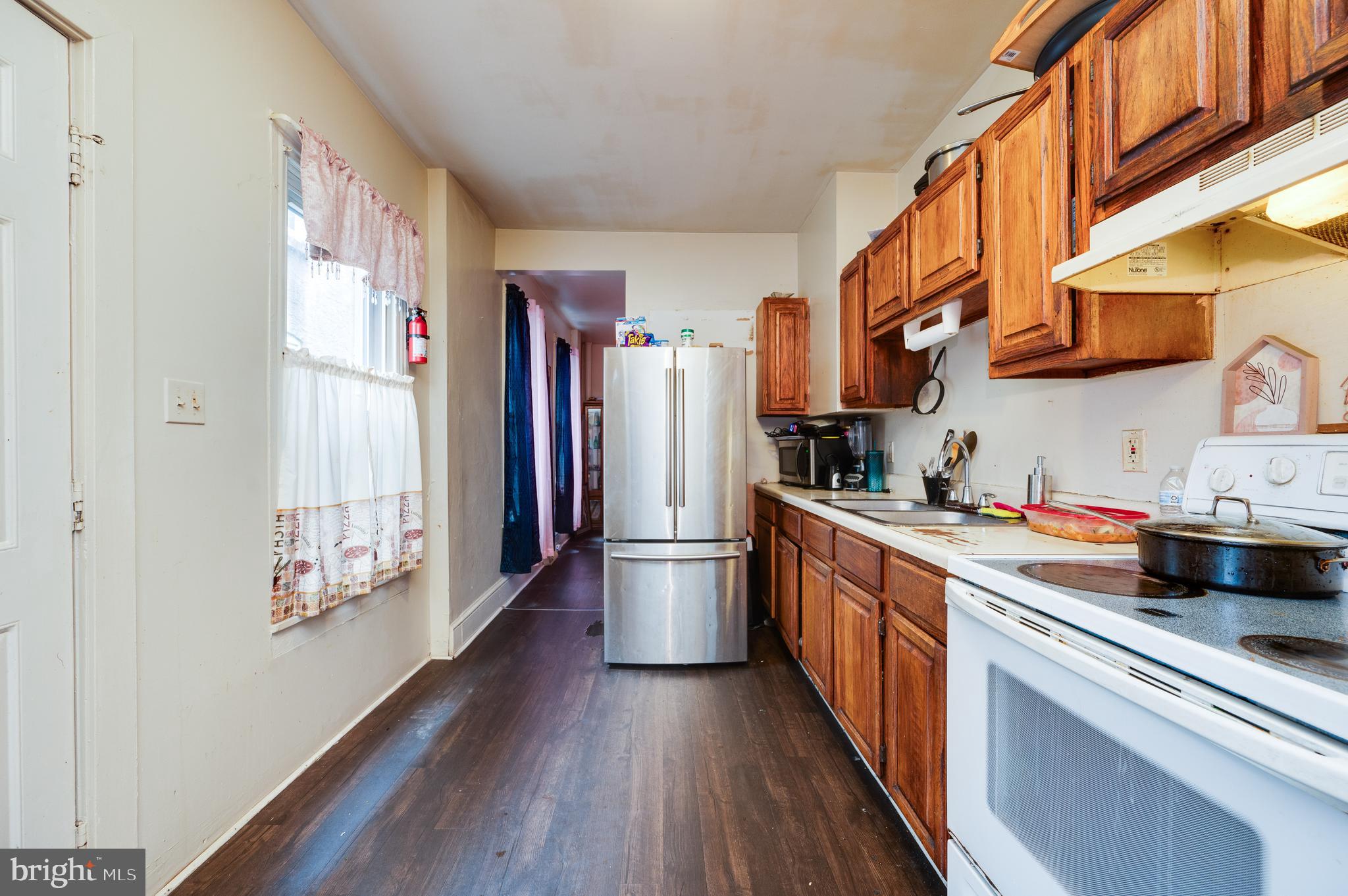 351 Pear Street Reading, PA 19601 - Photo 11 of 27 Gallery Image 11