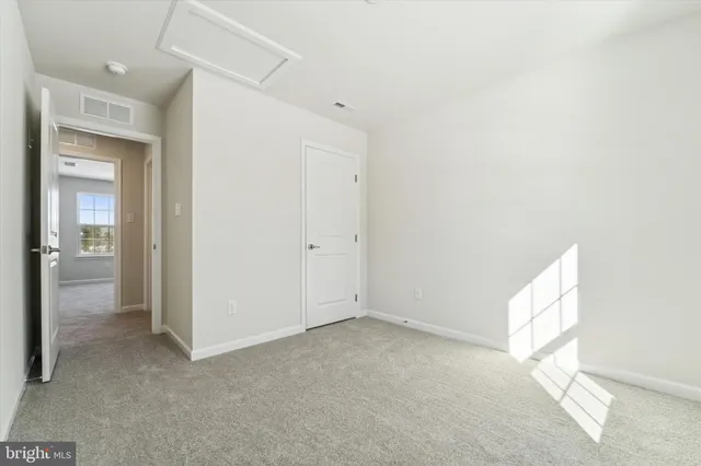 $573,000 | 56 Mockernut Road, Williamstown, NJ 08094