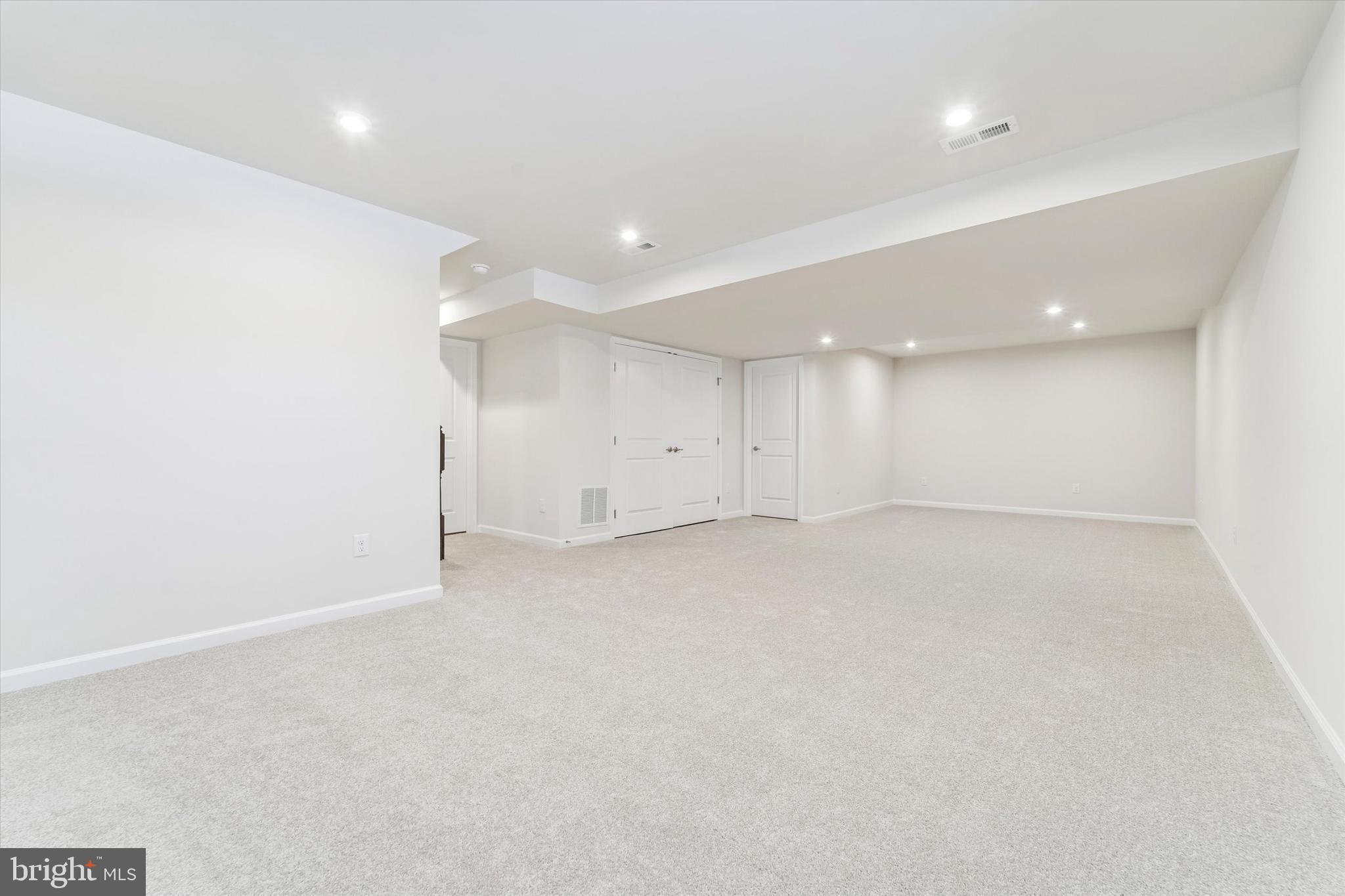 56 Mockernut Road Williamstown, NJ 08094 - Photo 26 of 29 an empty room with an empty space