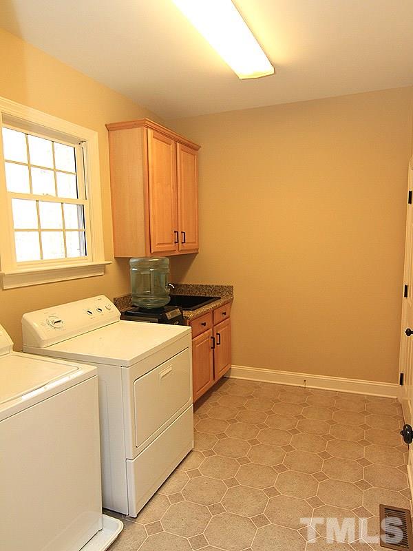 9429 Macon Road Raleigh, NC 27613 - Photo 10 of 15