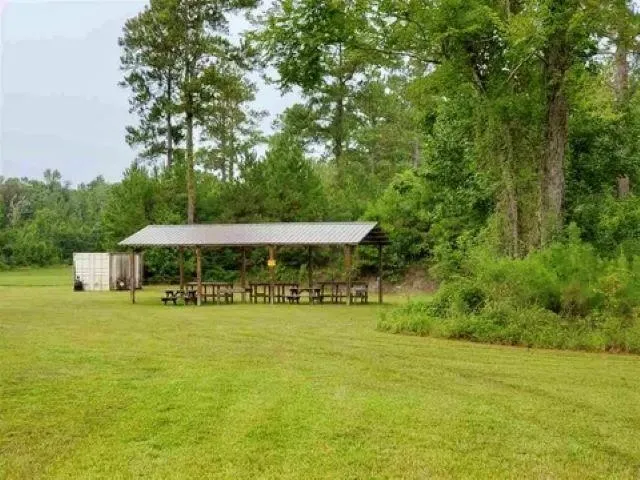 $1,500,000 | 26070 Blue Star Highway, Havana, FL 32333