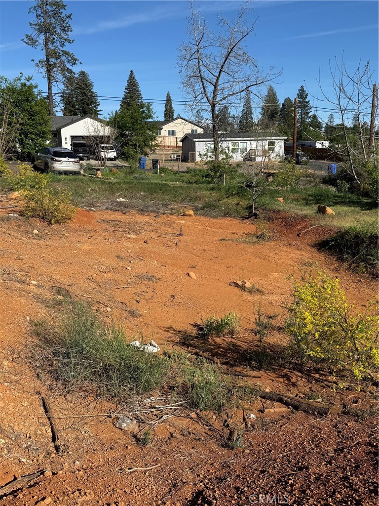 5701 Newland Road Paradise, CA 95969 - Photo 11 of 11 a view of a yard with a house
