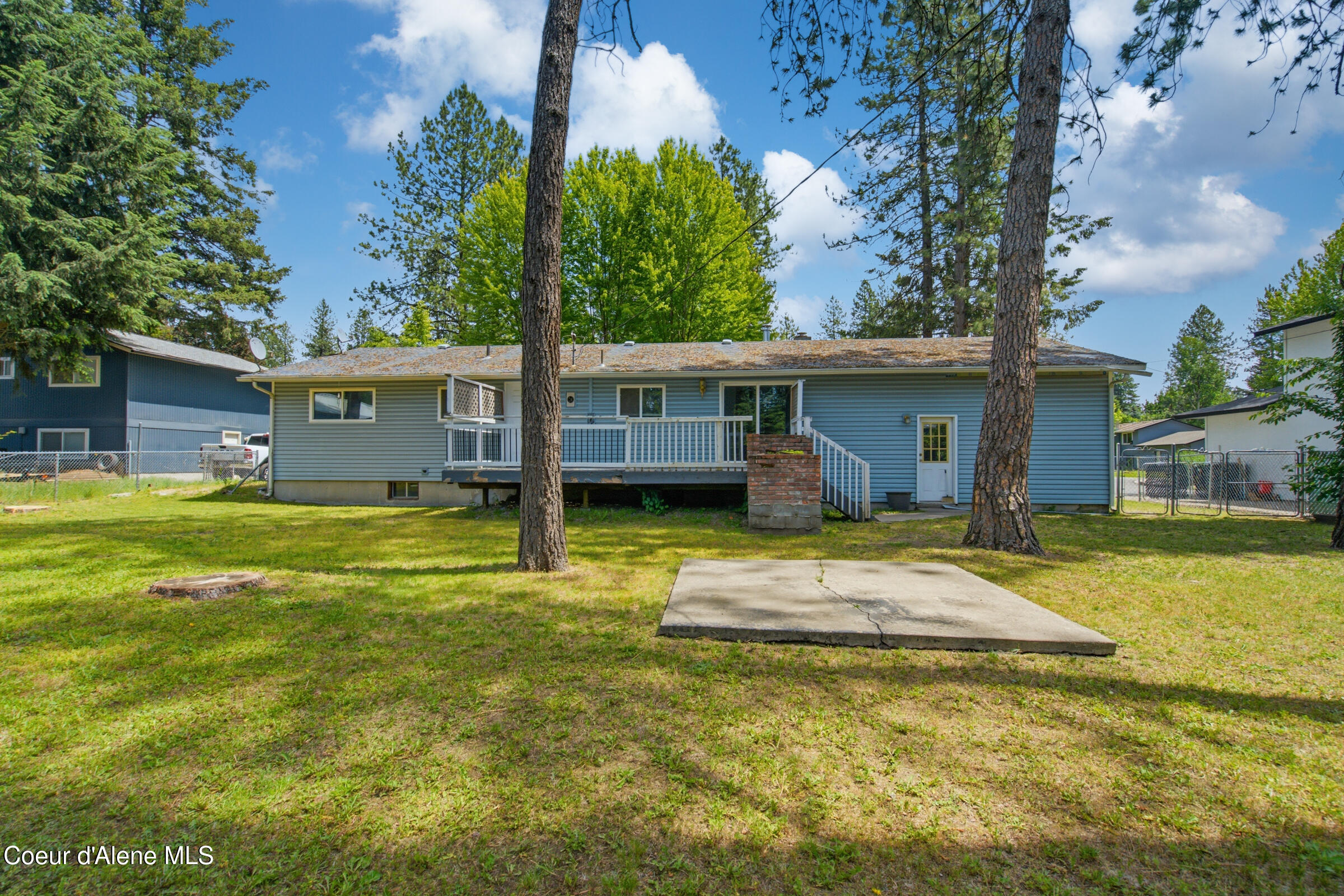 11865 North Forest Road Hayden, ID 83835 - Photo 7 of 27 007