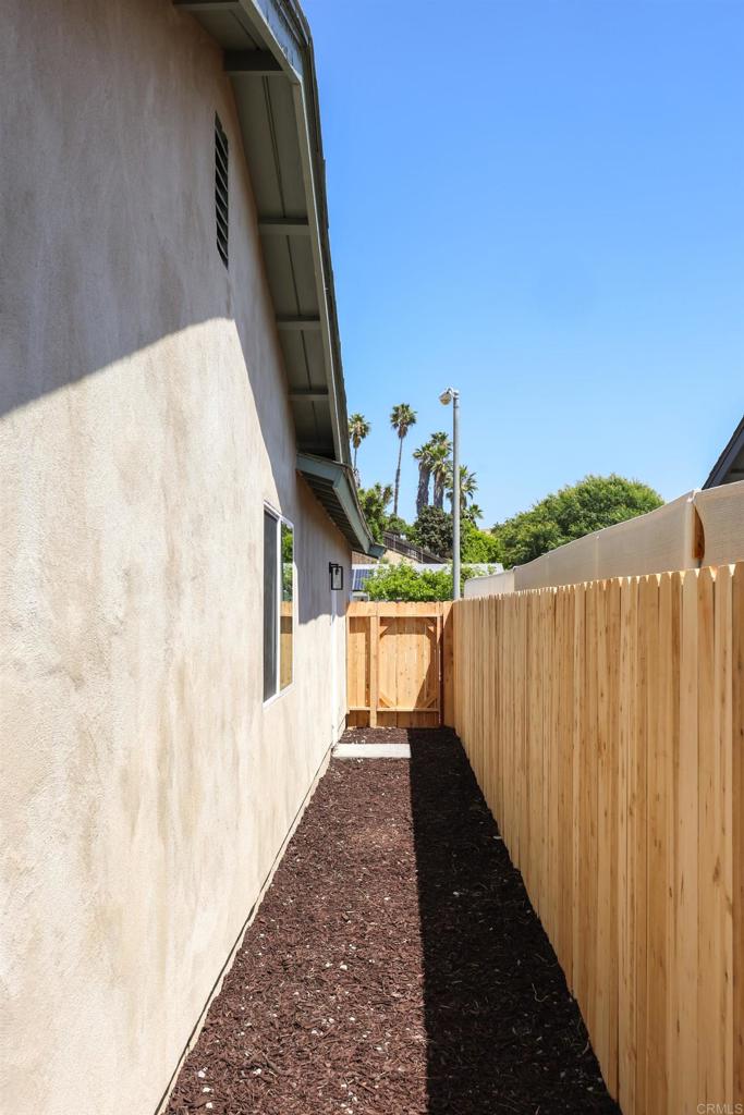 9844 Halberns Boulevard Santee, CA 92071 - Photo 24 of 27 Exterior Back