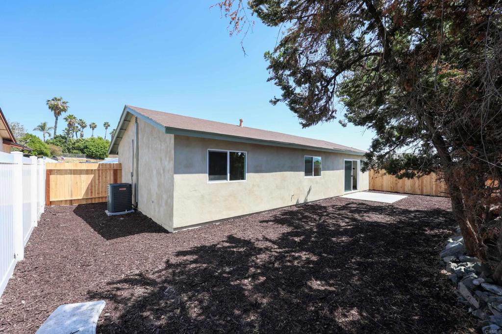 9844 Halberns Boulevard Santee, CA 92071 - Photo 26 of 27 Exterior Back