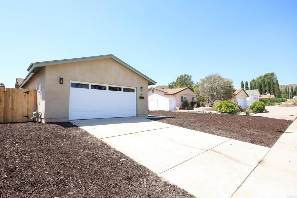 9844 Halberns Boulevard Santee, CA 92071 - Photo 27 of 27 Exterior Front