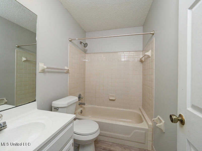 7273 Grove Park Road Olive Branch, MS 38654 - Photo 21 of 25 P2150089_91_92_Natural
