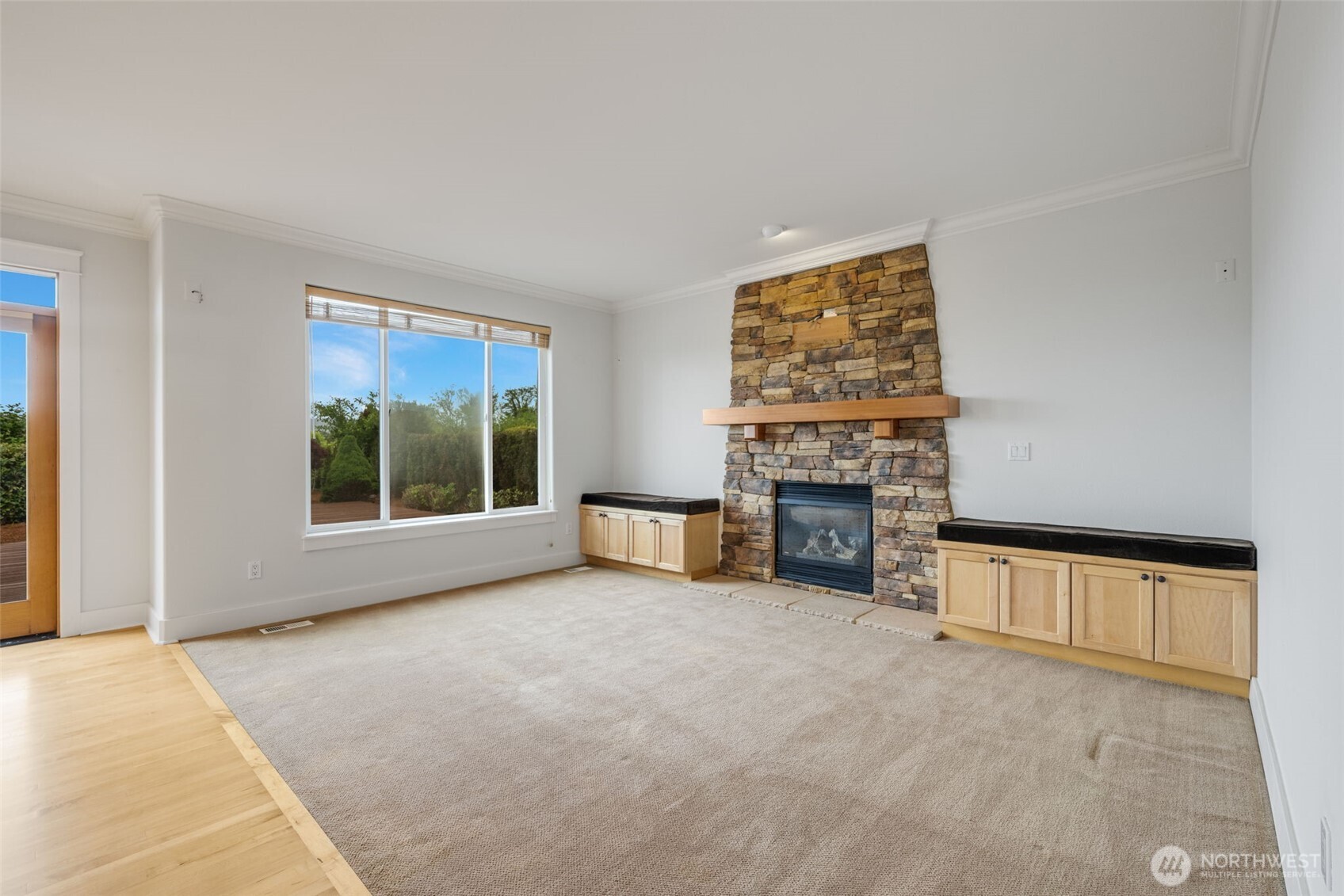 1338 Beacon Way South Renton, WA 98057 - Photo 2 of 39