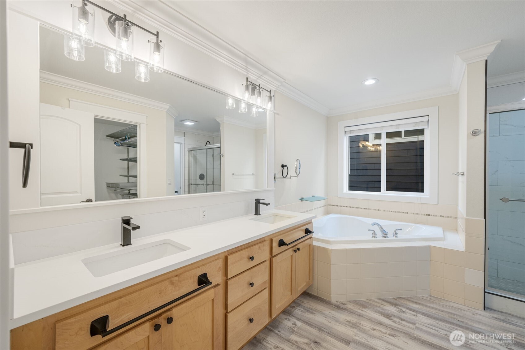 1338 Beacon Way South Renton, WA 98057 - Photo 21 of 39