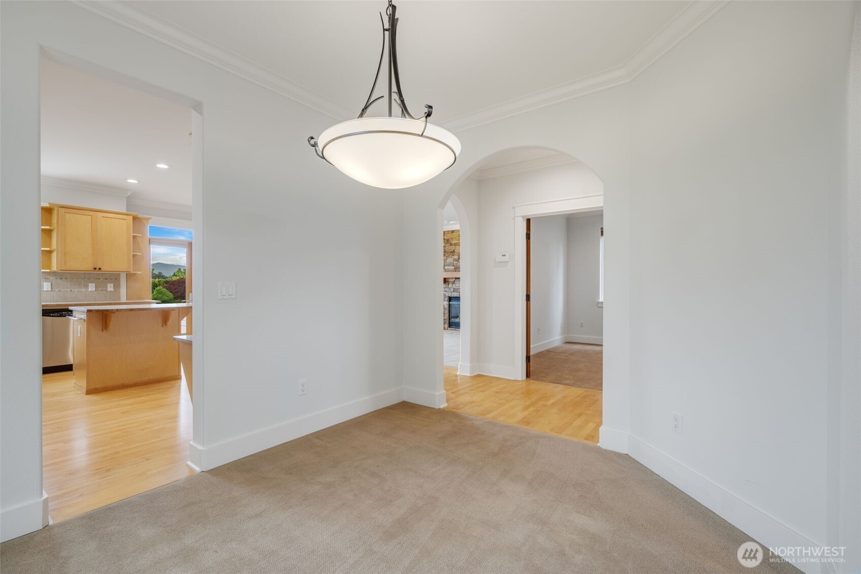 1338 Beacon Way South Renton, WA 98057 - Photo 8 of 39