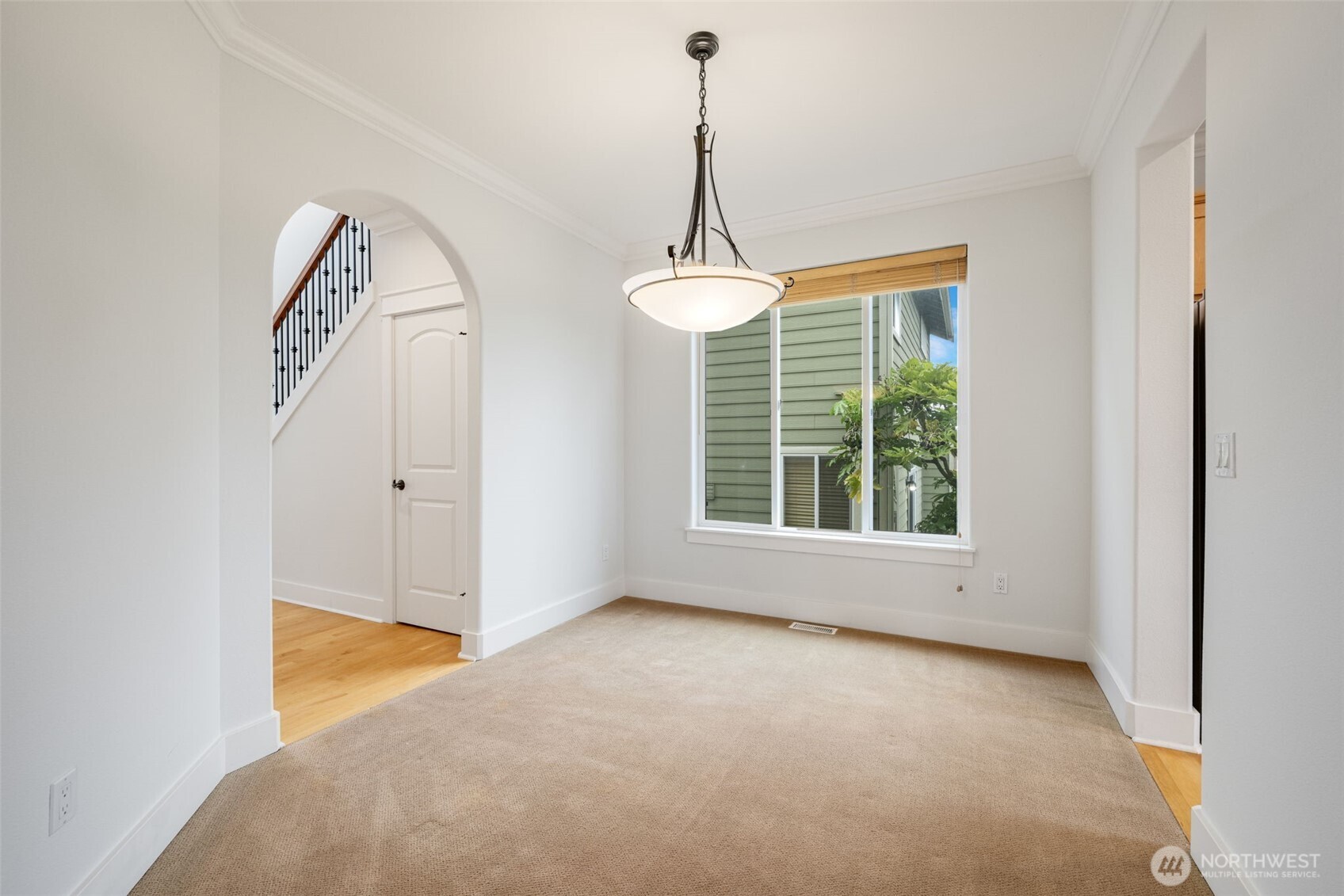 1338 Beacon Way South Renton, WA 98057 - Photo 10 of 39