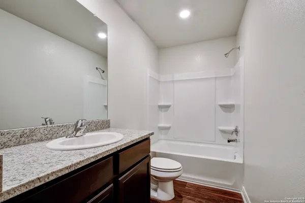 $2,040 | 11922 Luckey Villa, San Antonio, TX 78252