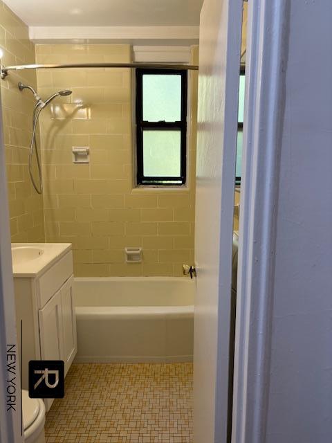 735 Kappock Street, Unit 2F Bronx, NY 10463 - Photo 9 of 14