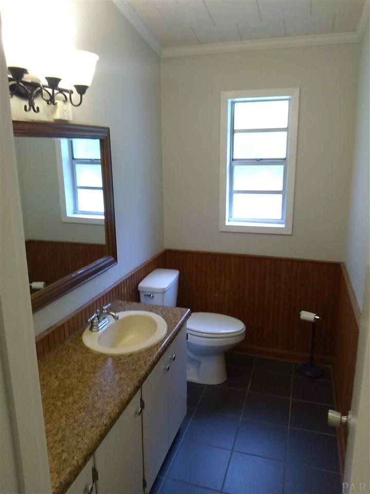 223 Camden Road Pensacola, FL 32514 - Photo 13 of 19 Gallery Image 13