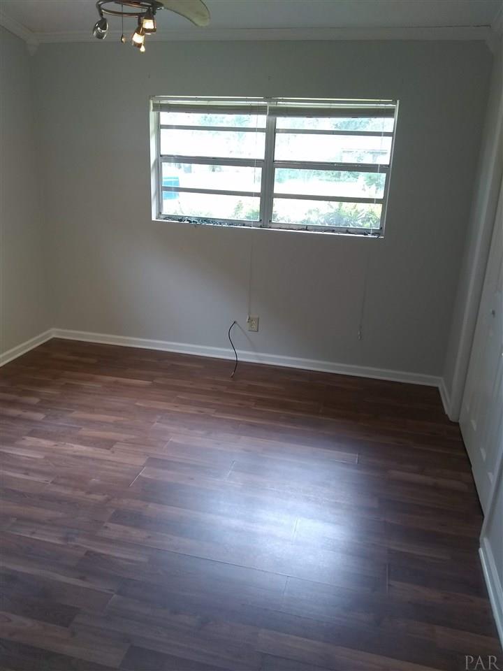 223 Camden Road Pensacola, FL 32514 - Photo 14 of 19 Gallery Image 14