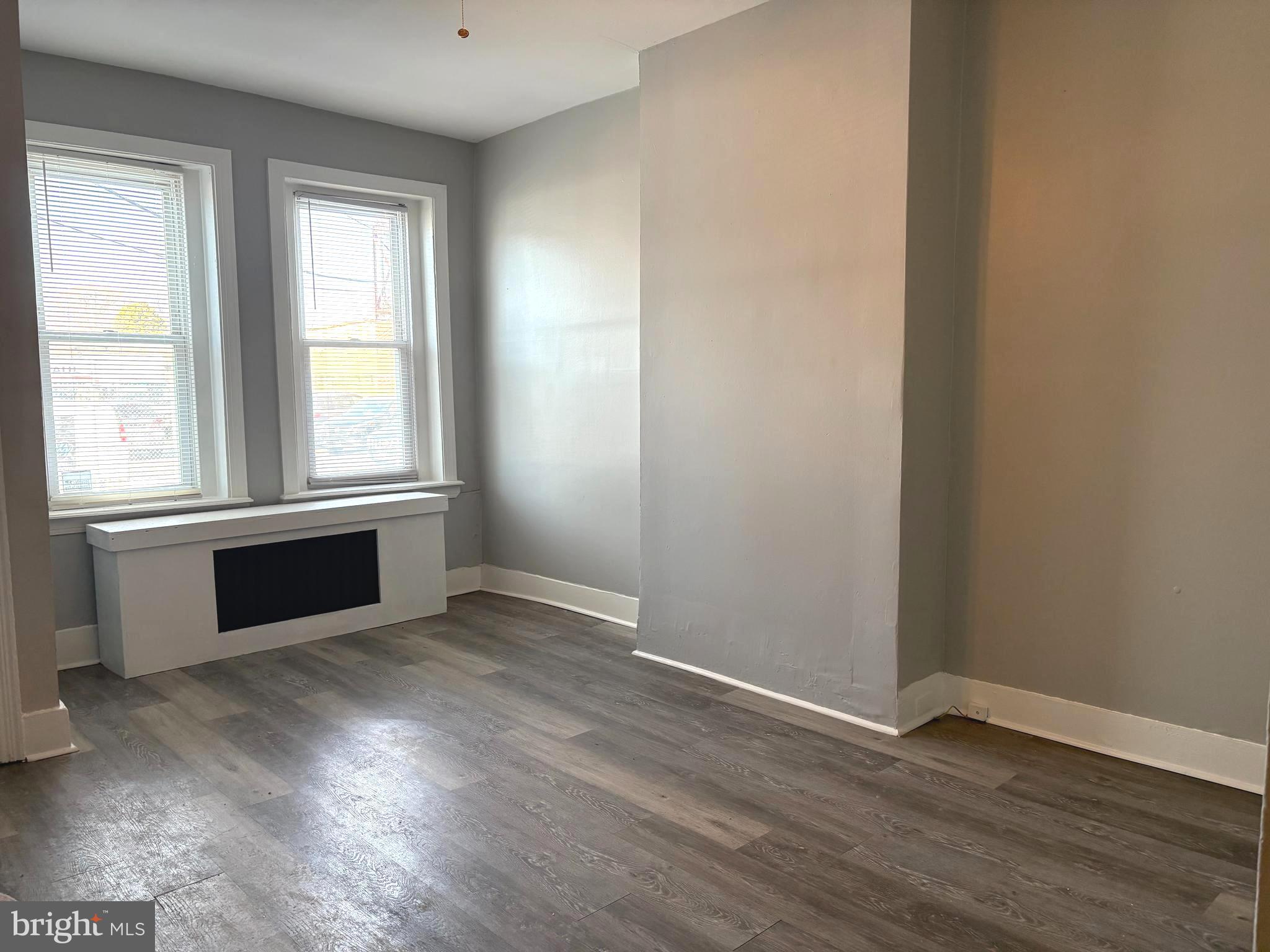 2629 North 34th Street Philadelphia, PA 19132 - Photo 5 of 24 Living Room