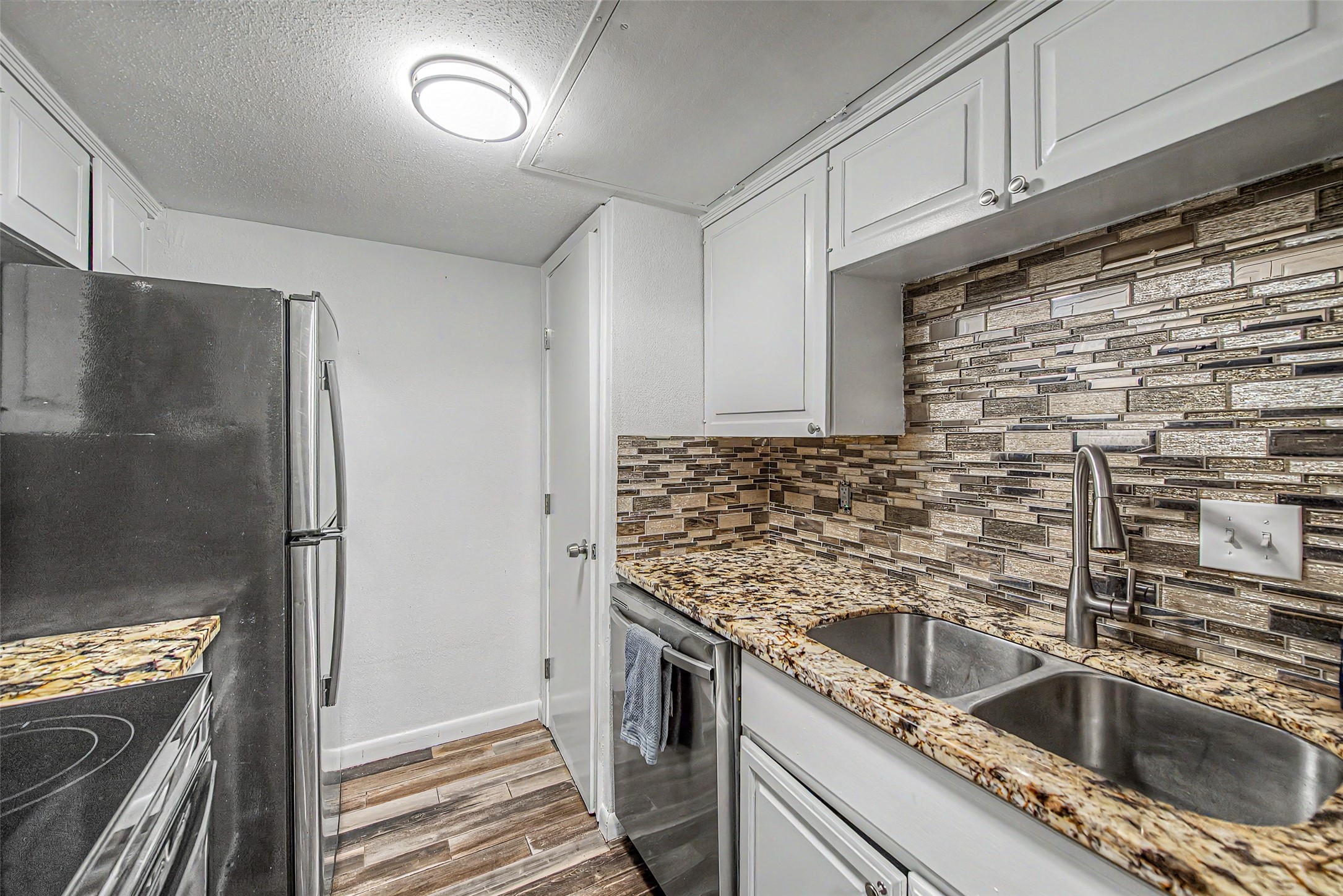 830 Threadneedle Street, Unit 228 Houston, TX 77079 - Photo 8 of 18