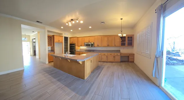 $949,999 | 2212 Live Oak Court, Rocklin, CA 95765