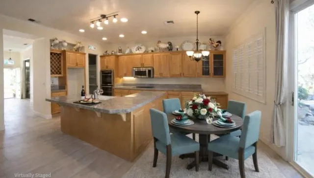 $949,999 | 2212 Live Oak Court, Rocklin, CA 95765