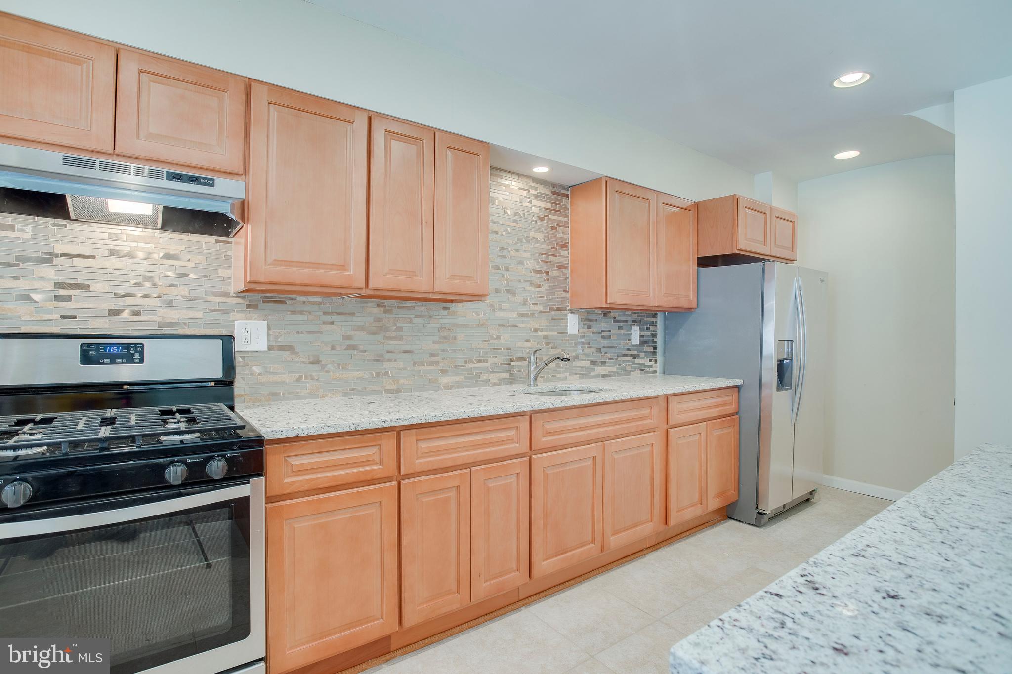 6108 Edlynne Road Baltimore, MD 21239 - Photo 11 of 26
