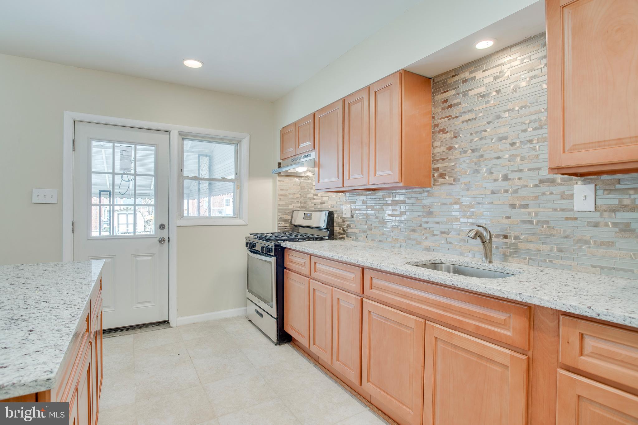 6108 Edlynne Road Baltimore, MD 21239 - Photo 10 of 26